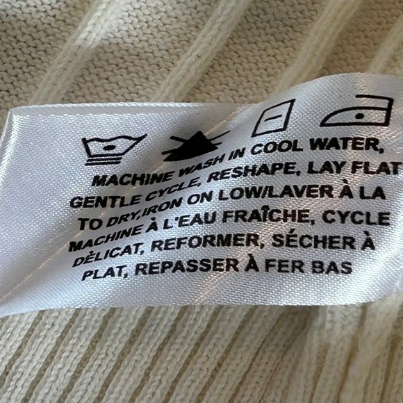 JESSICA White Cotton Cardigan With Pockets - Picture 5 of 5